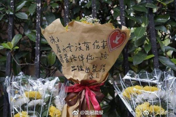 自1923年以来，英格兰球员仅莱因克尔&拉什福德两人效力巴萨